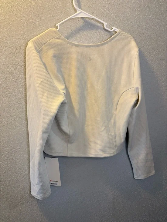 Lululemon NWT Ribbed Softstreme Asym Long Sleeve - Picture 3 of 4